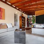 Linos House