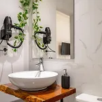 Linos House * 阿通奎亚·达·巴利亚