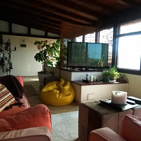 Séjour chez l'habitant Linos House