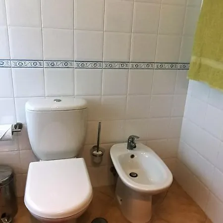 Quarto em Acomodações Particulares Linos House Atouguia Da Baleia