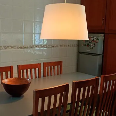 Linos House Quarto em Acomodações Particulares