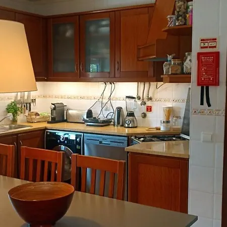 Linos House Quarto em Acomodações Particulares