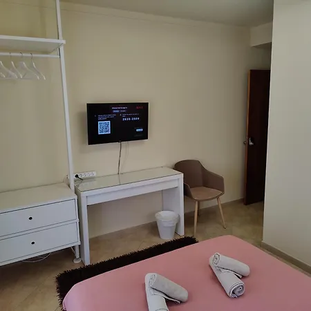 Linos House *